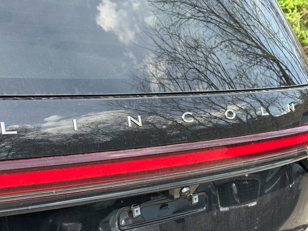 New 2026 Lincoln Aviator AWD image 29