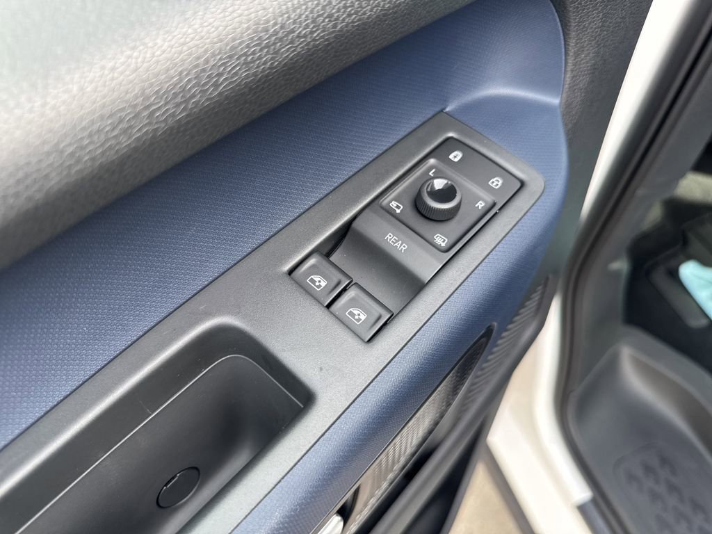 New 2025 Volkswagen ID. Buzz Pro S image 23