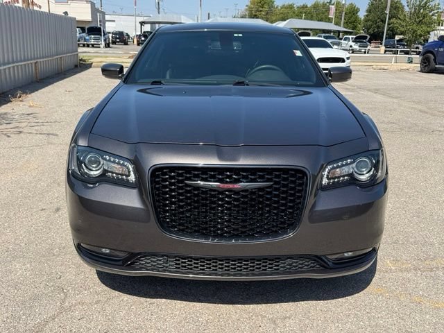Certified 2023 Chrysler 300 S w/ Comfort Group RWD image 2