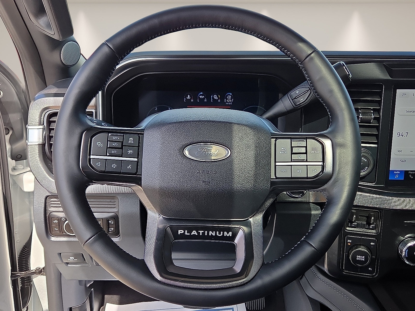 Used 2026 Ford F350 Platinum AWD/4WD image 14