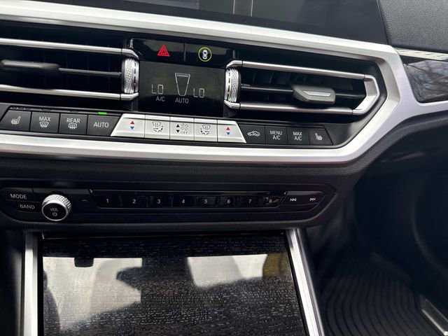 Used 2022 BMW 330i xDrive Sedan w/ Premium Package 2 AWD/4WD image 28