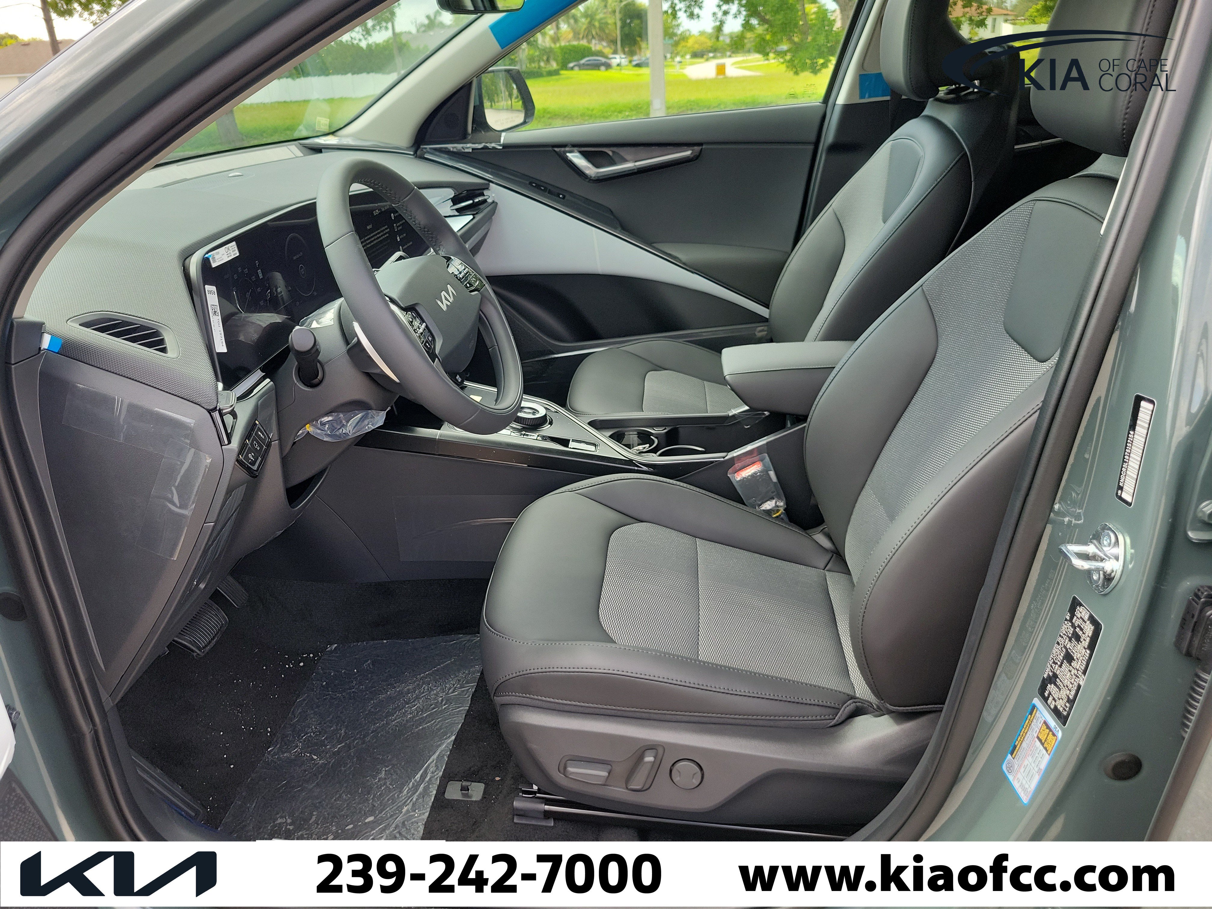New 2026 Kia Niro Wind FWD image 20