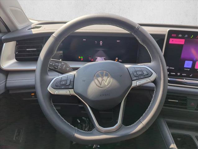New 2026 Volkswagen Tiguan SE FWD image 22