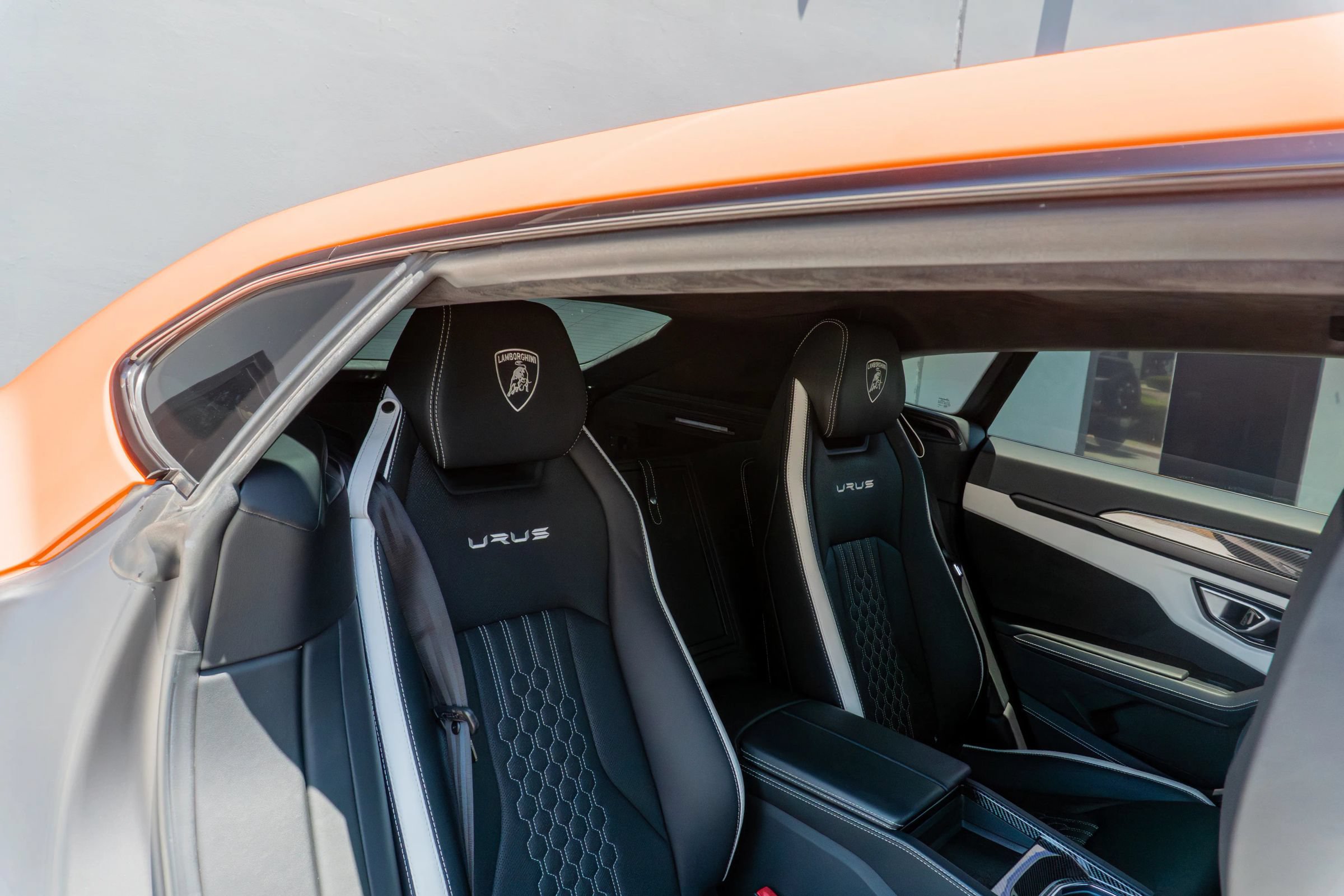 Used 2023 Lamborghini Urus S AWD/4WD image 14