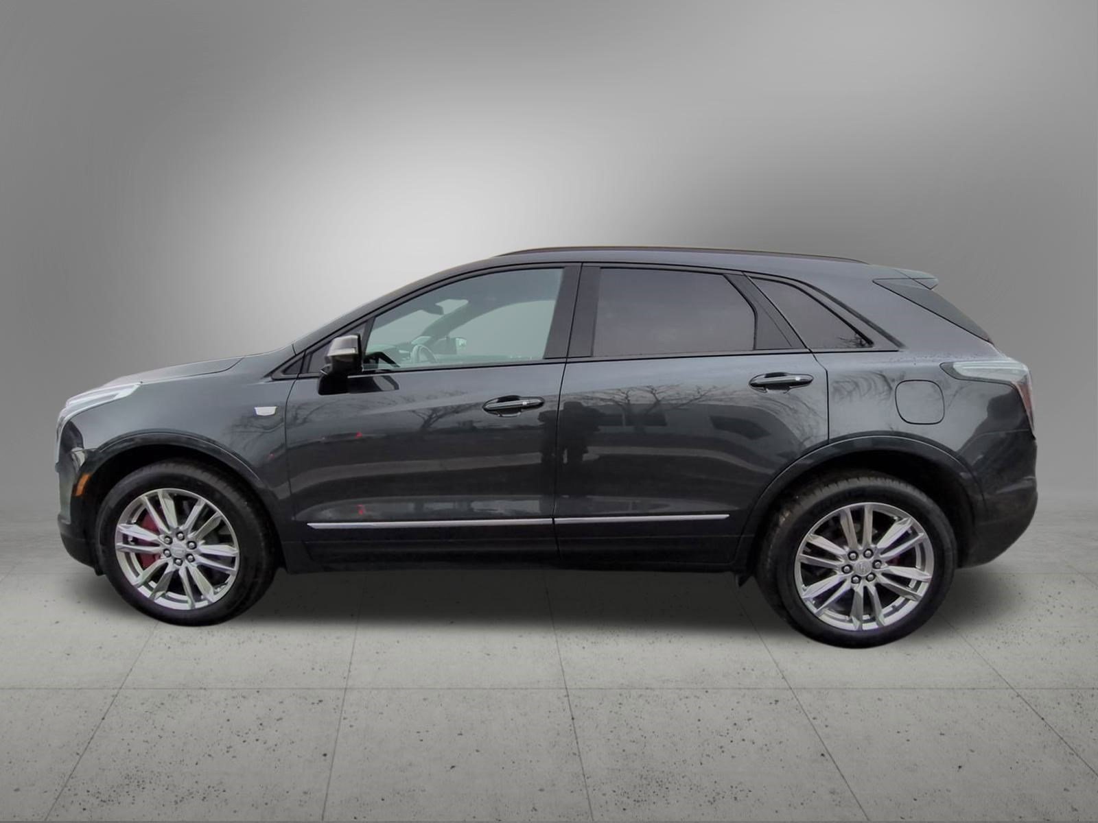 Certified 2023 Cadillac XT5 Sportv image 3