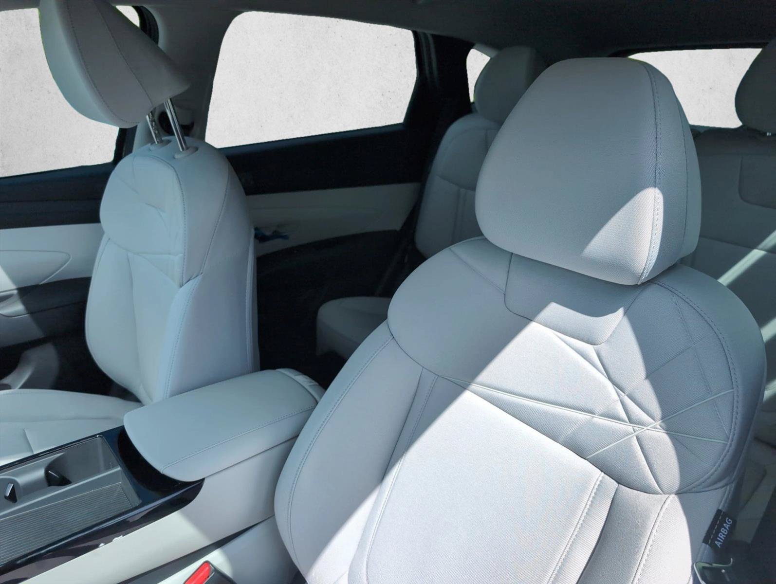 New 2026 Hyundai Tucson Blue SE FWD image 13