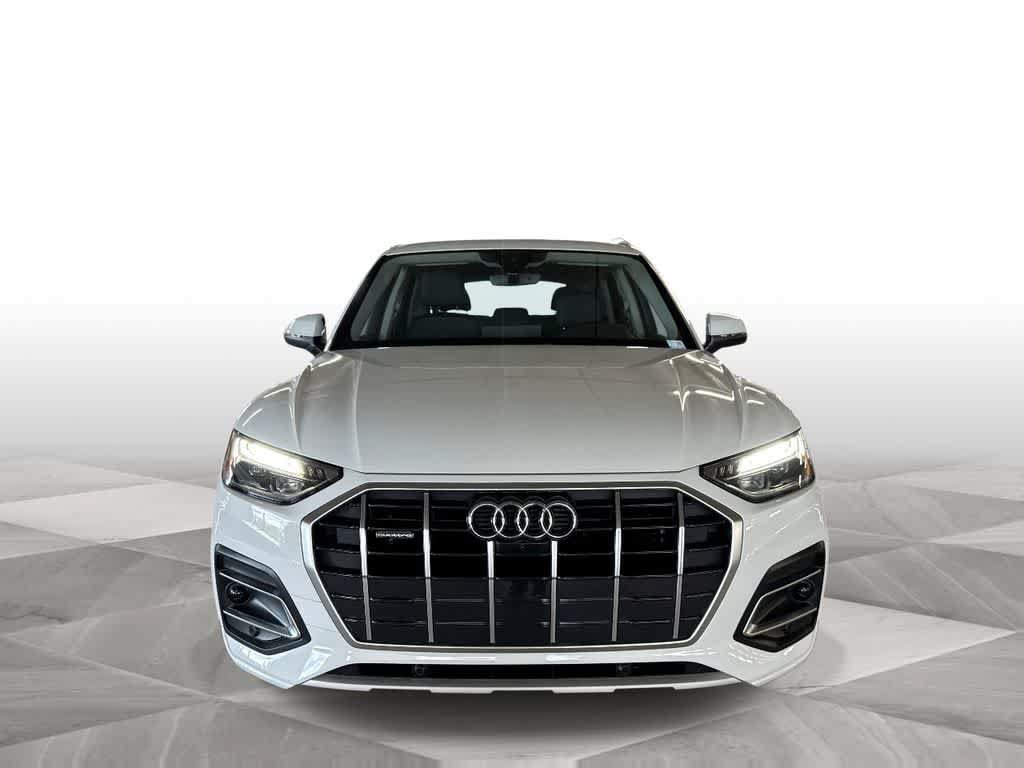 Used 2025 Audi Q5 2.0T Premium Plus w/ Premium Plus Package AWD/4WD image 3