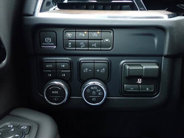 New 2026 Chevrolet Suburban High Country AWD/4WD image 25