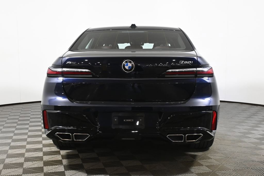 Certified 2024 BMW 760i xDrive AWD/4WD image 6