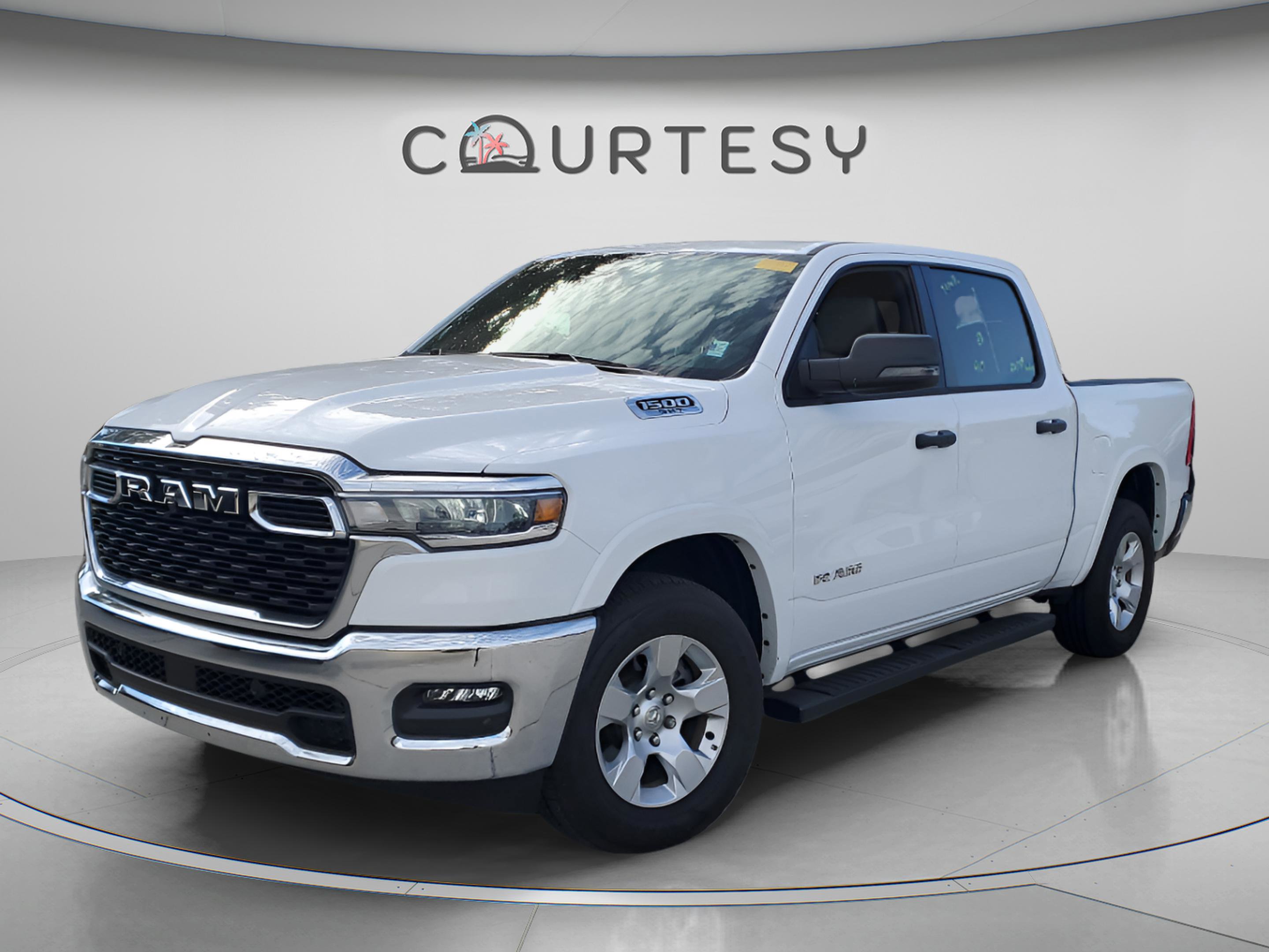 Certified 2025 RAM 1500 Big Horn AWD/4WD image 1