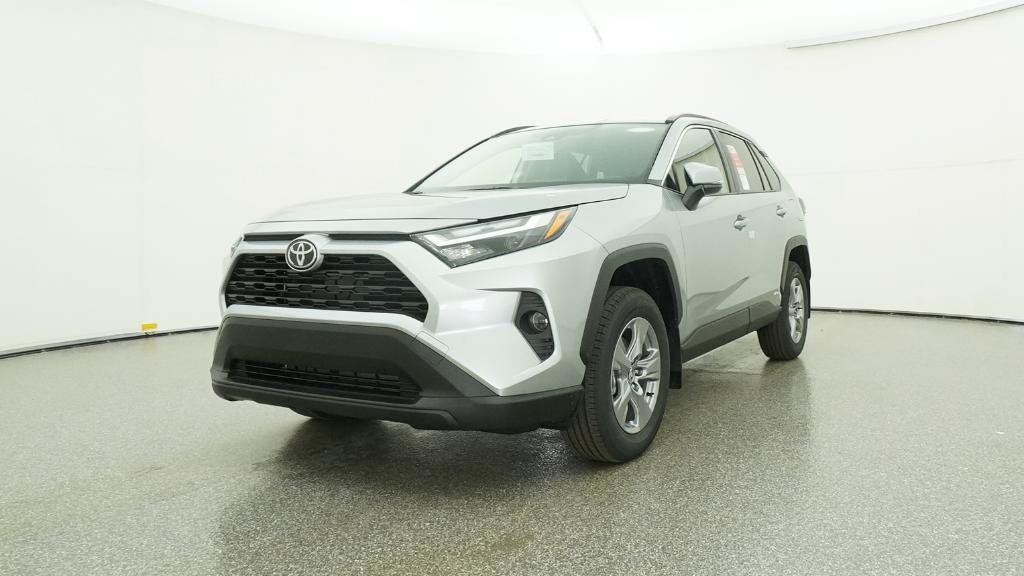 New 2025 Toyota RAV4 XLE AWD/4WD image 19