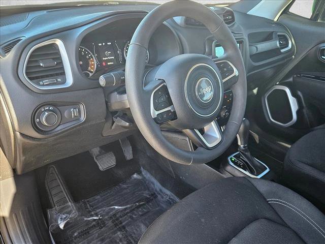 Used 2021 Jeep Renegade Sport image 10