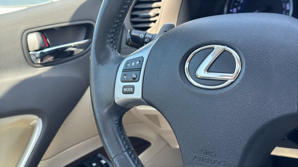 Used 2011 Lexus IS 250 w/ Premium Pkg Value Edition RWD image 26