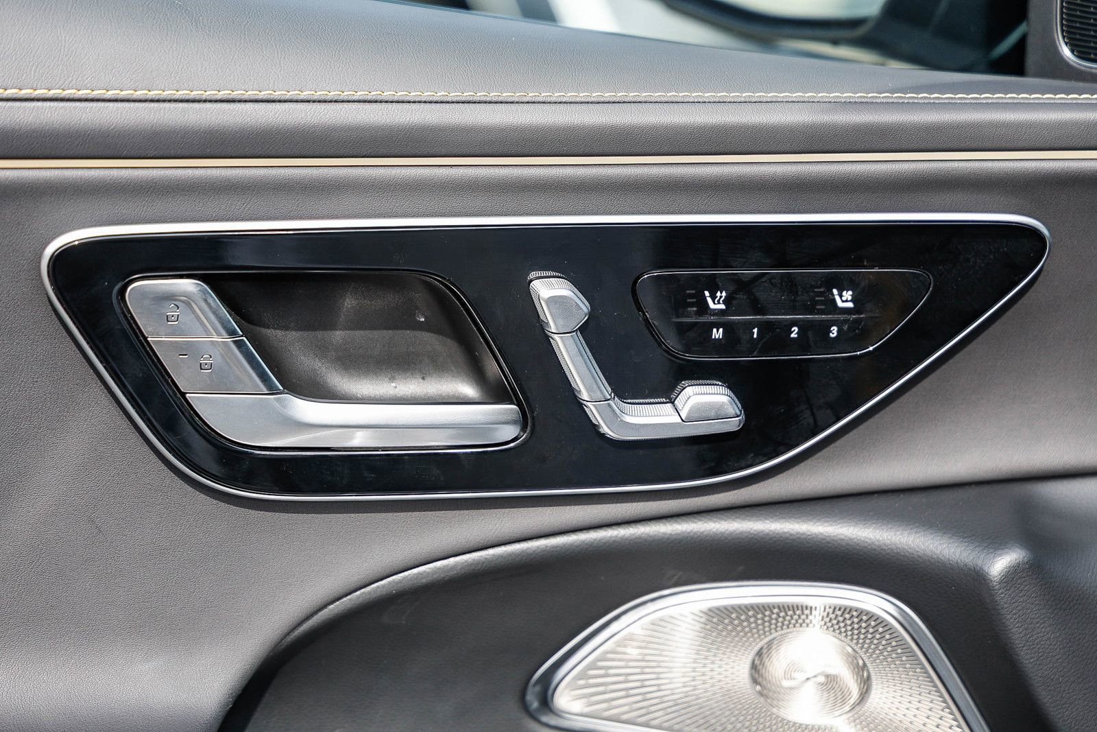 Certified 2025 Mercedes-Benz E 53 AMG e 4MATIC Sedan image 22