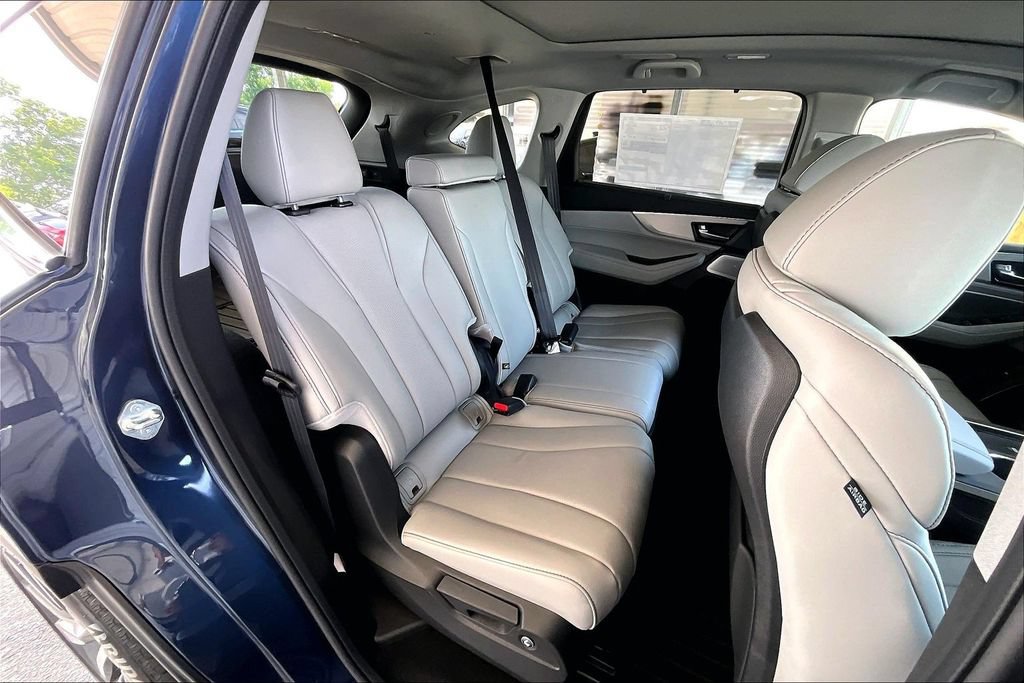 New 2026 Acura MDX w/ Technology Package FWD image 9