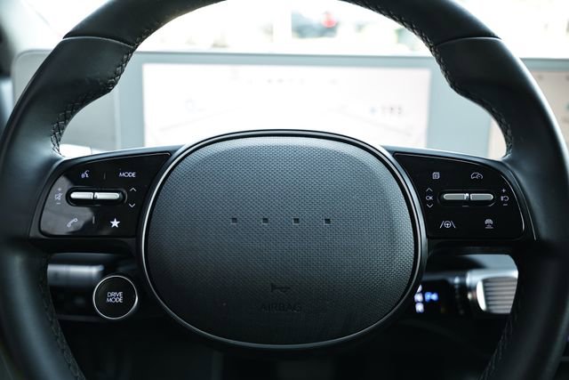 Used 2024 Hyundai Ioniq 5 SE image 32