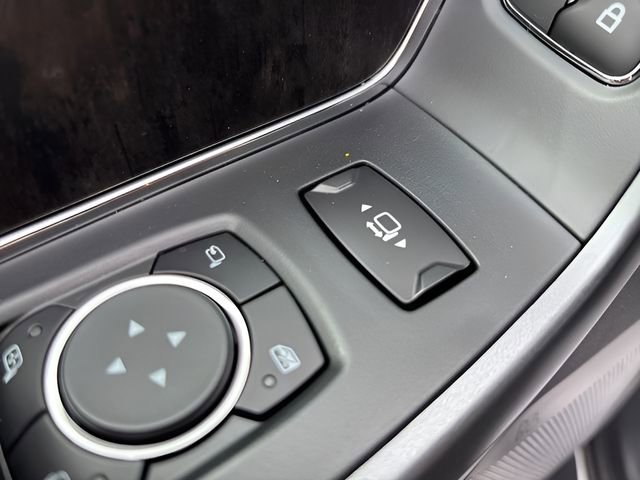 New 2026 Ford F250 Lariat image 38