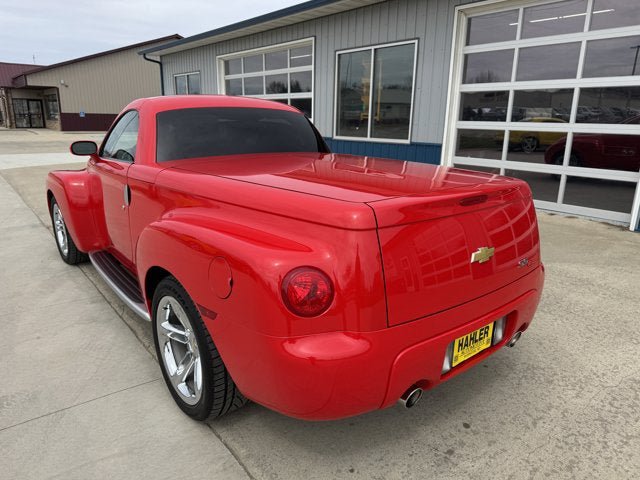 Used 2005 Chevrolet SSR w/ Preferred Equipment Group RWD image 6