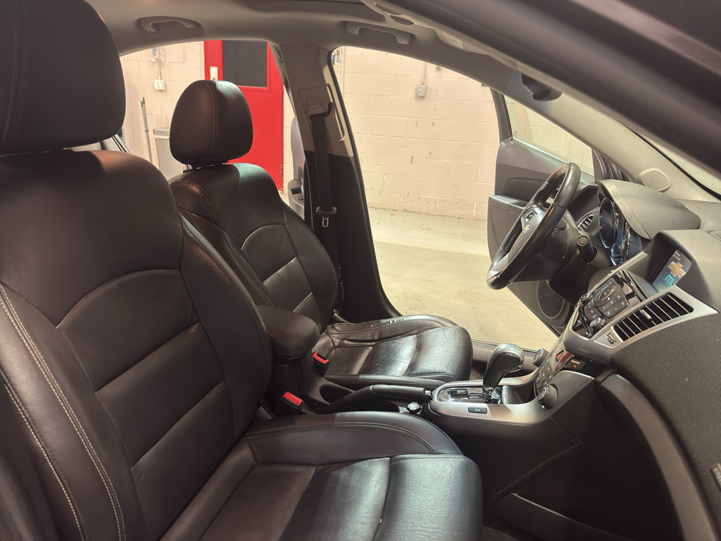 Used 2015 Chevrolet Cruze LTZ w/ Sun, Sound and Sport Package FWD image 21