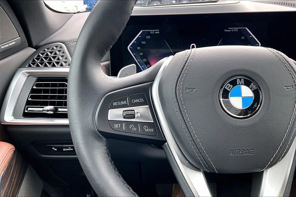 Used 2025 BMW X5 sDrive40i w/ Premium Package RWD image 9
