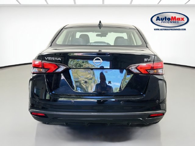 Used 2024 Nissan Versa SV FWD image 7