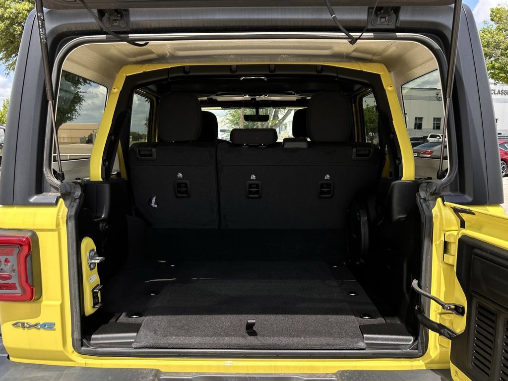 Used 2023 Jeep Wrangler Unlimited Rubicon 4xe w/ Cold Weather Group image 35