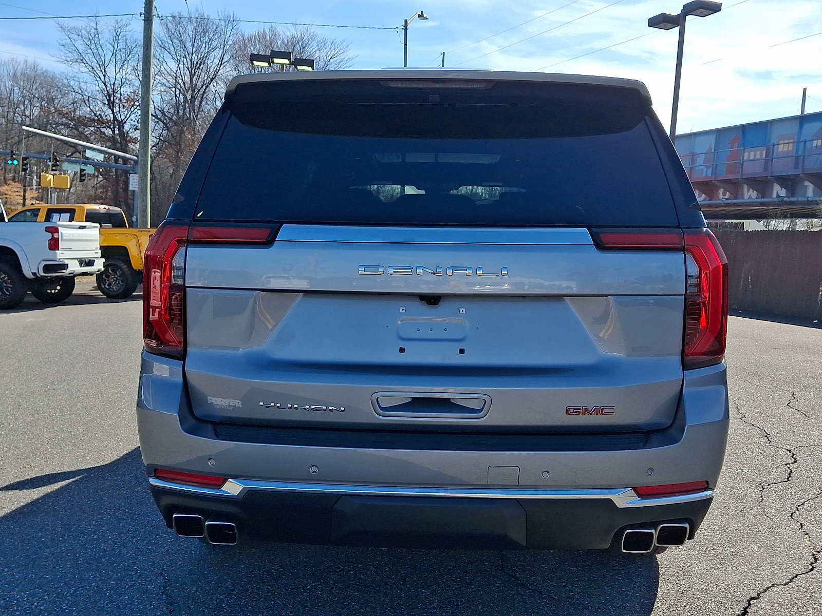 Used 2025 GMC Yukon XL Denali w/ Sun & Power Step Package image 5