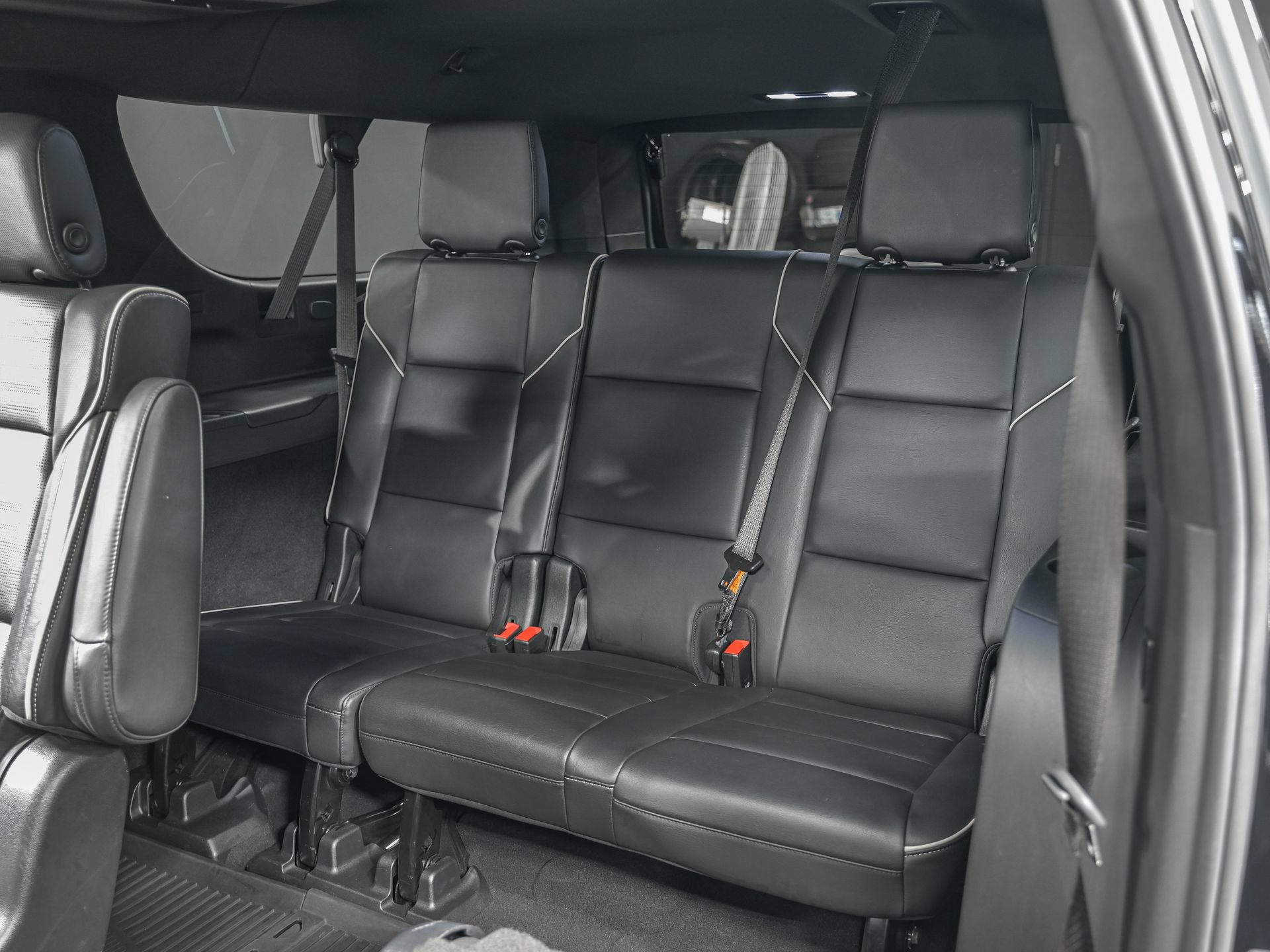 Used 2021 Cadillac Escalade ESV Sport w/ Driver Assist Tech Package AWD/4WD image 29