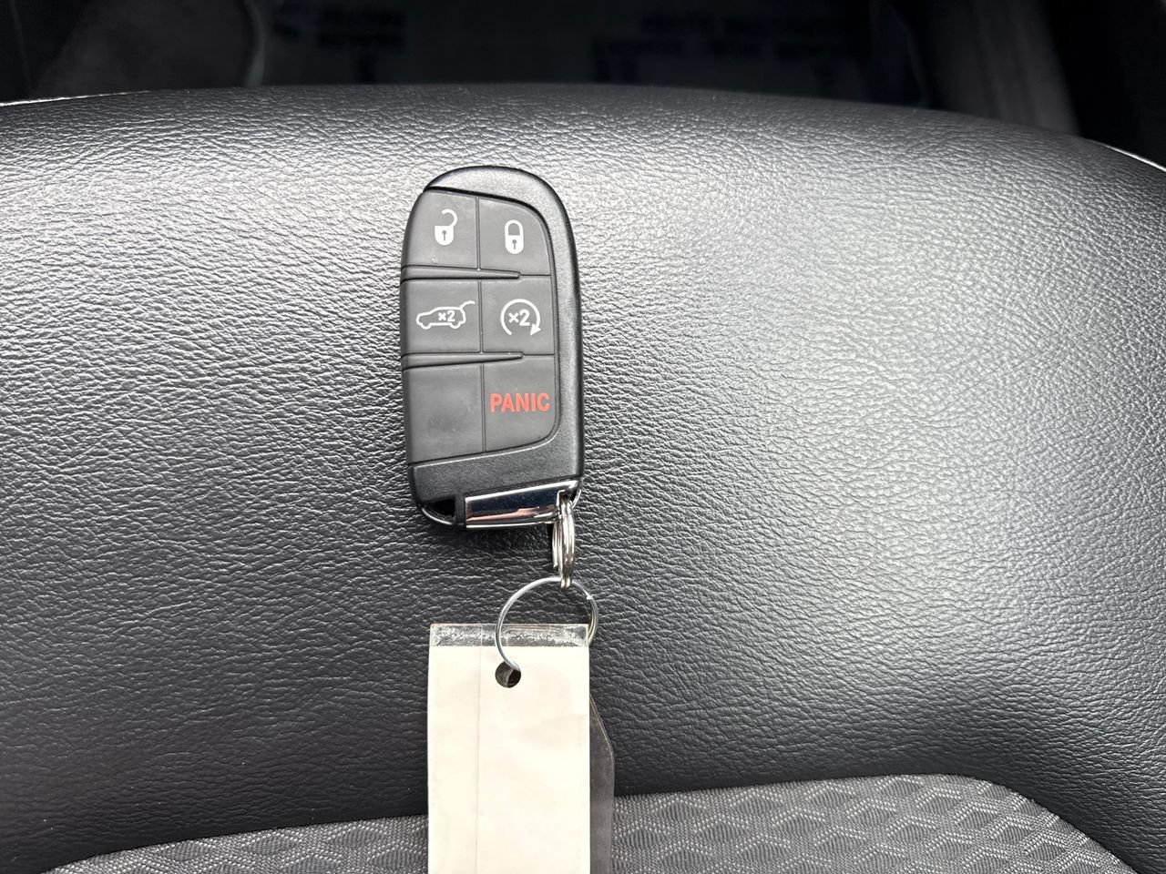 Used 2022 Jeep Compass Latitude w/ Convenience Group AWD/4WD image 23