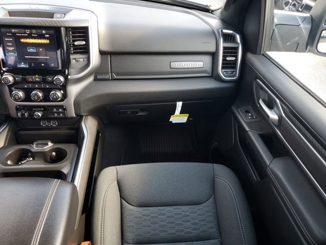 Certified 2025 RAM 1500 Big Horn image 24