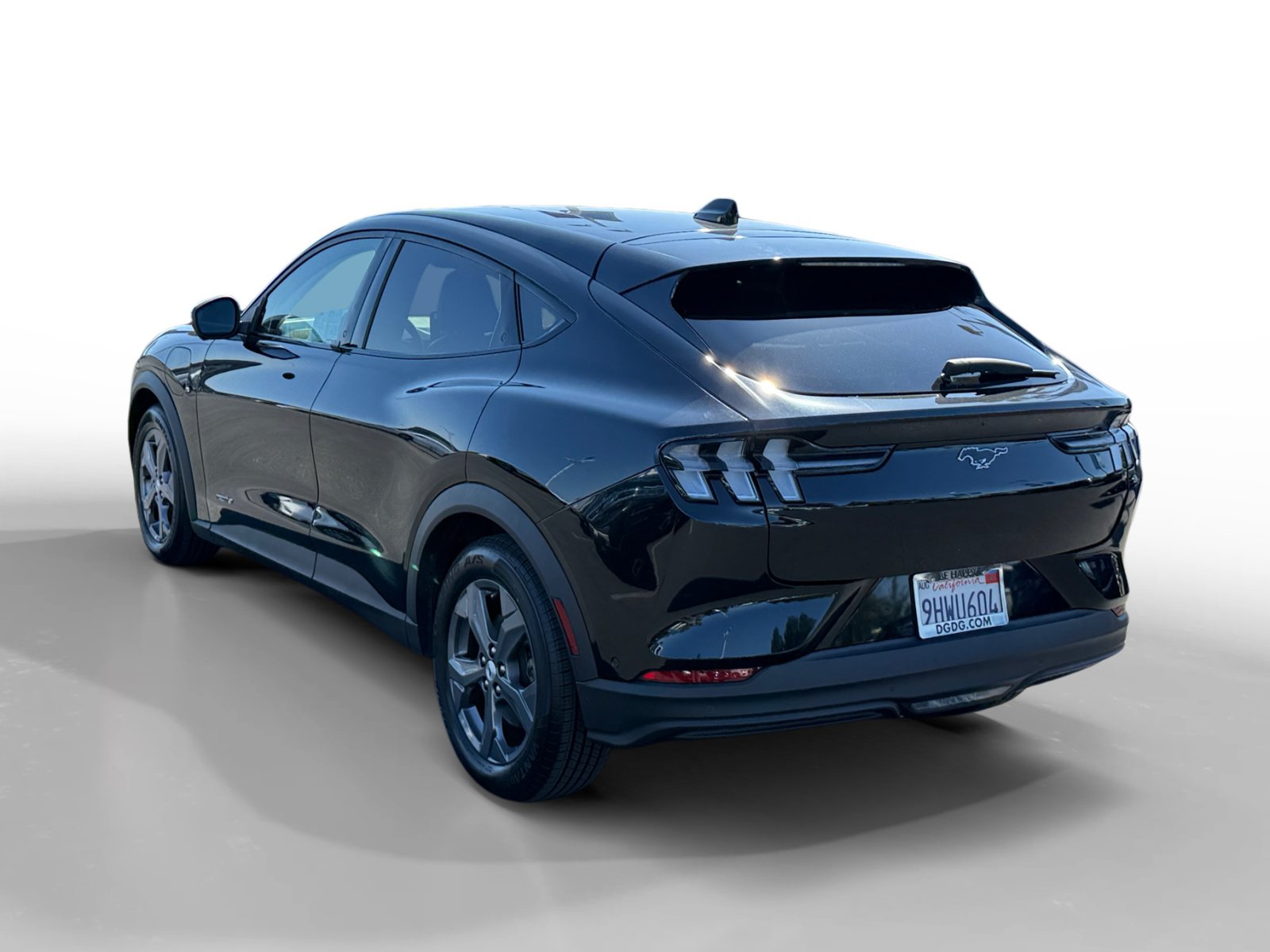Used 2023 Ford Mustang Mach-E Select RWD image 3