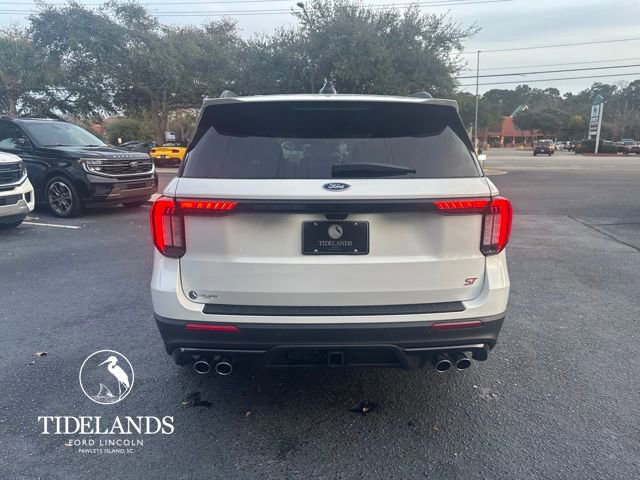 New 2026 Ford Explorer ST w/ Sun And Sound Package image 7