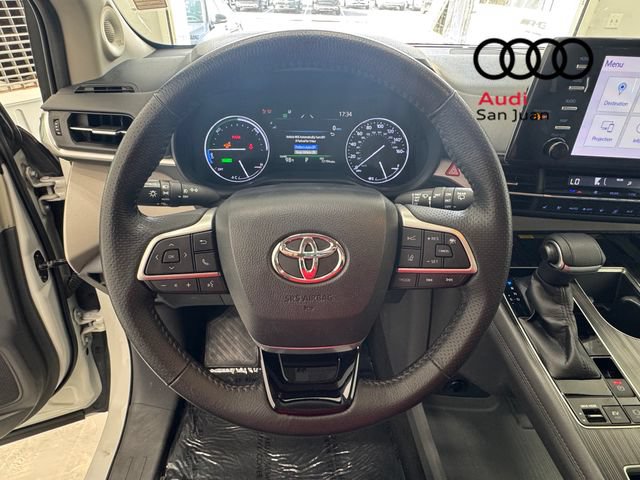 Used 2021 Toyota Sienna Limited FWD image 22