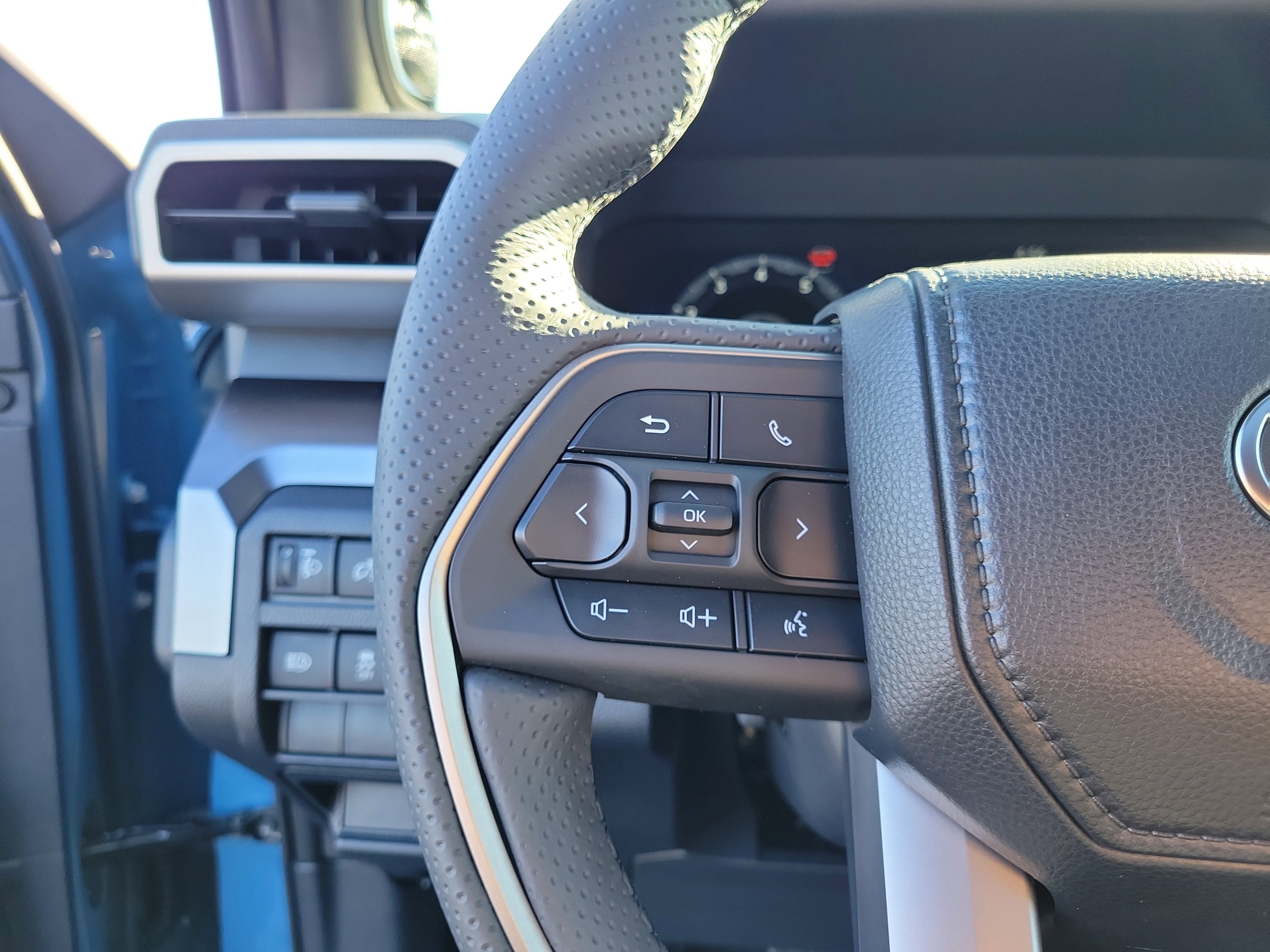 New 2025 Toyota 4Runner TRD Off-Road Premium image 22