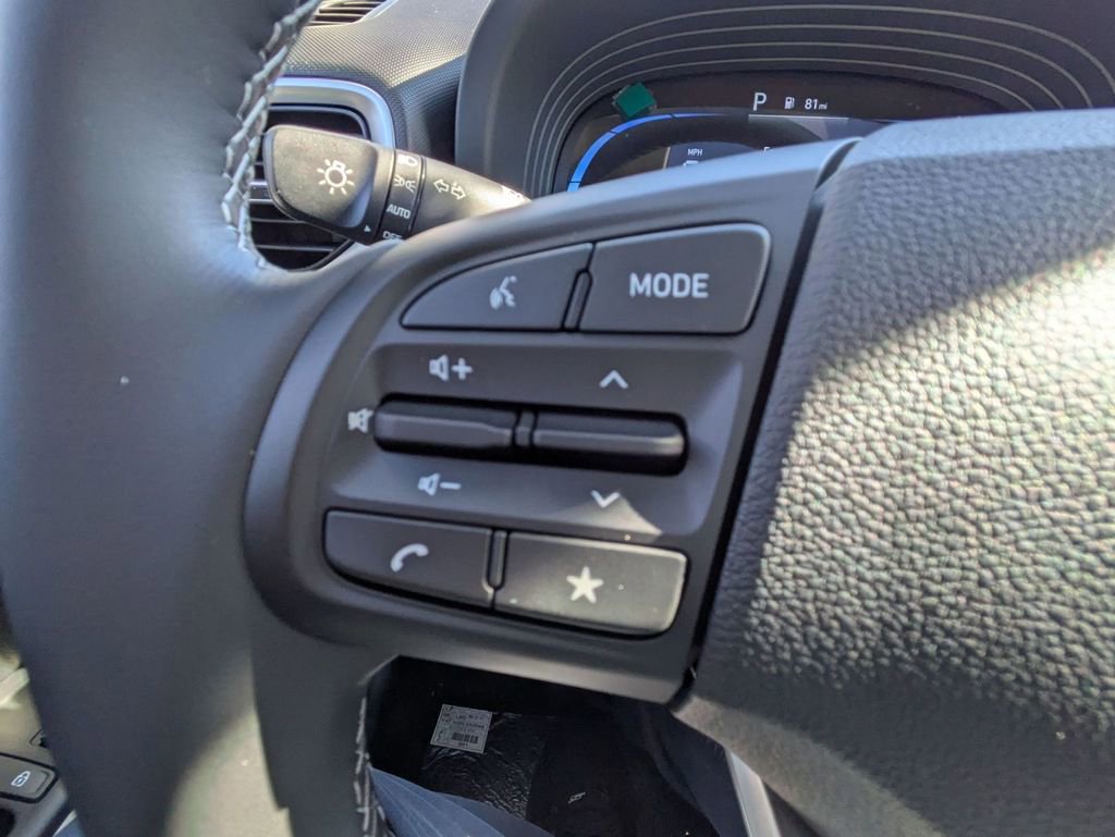 New 2026 Hyundai Venue SEL image 19