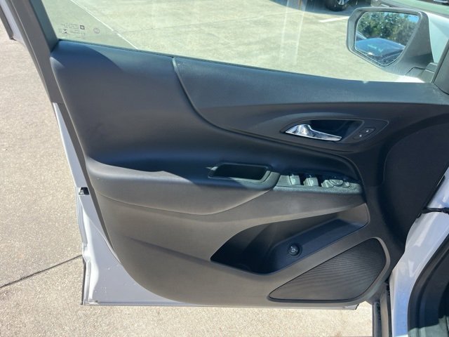 Used 2022 Chevrolet Equinox LT image 12