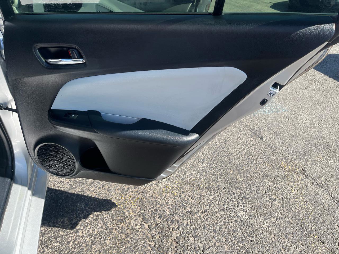 Used 2017 Toyota Prius Four Touring FWD image 32