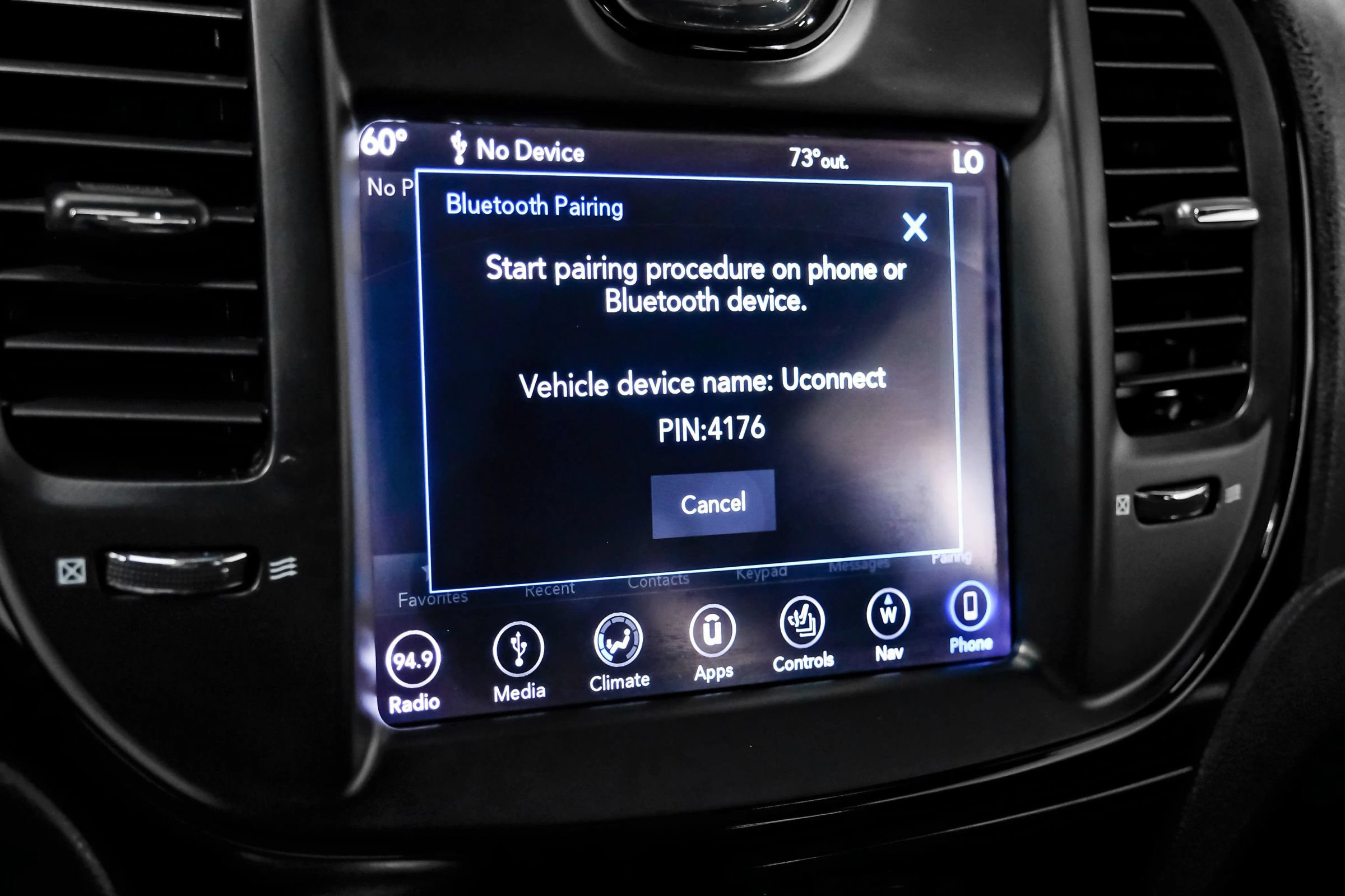 Used 2018 Chrysler 300 S w/ 300S Premium Group RWD image 41