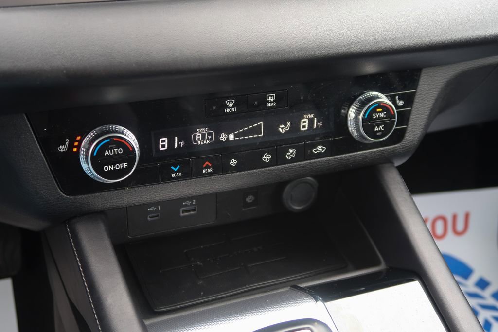 Used 2024 Mitsubishi Outlander SEL FWD image 38