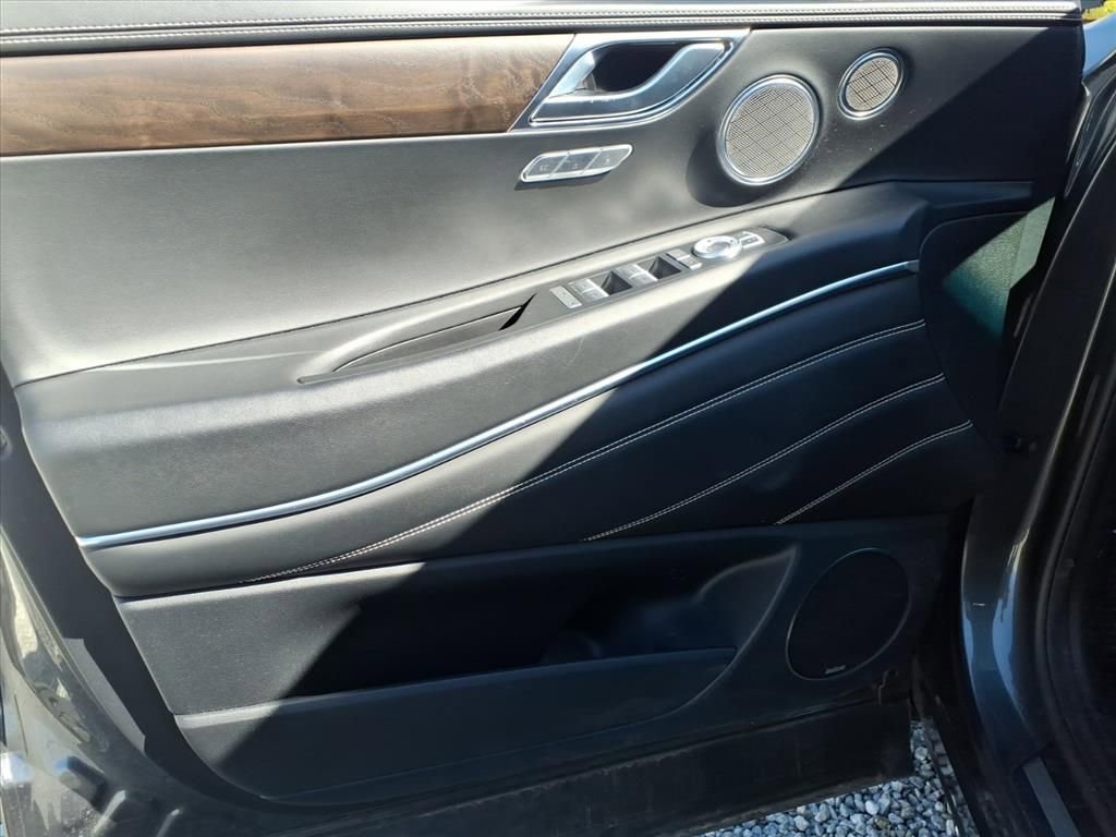 Used 2023 Genesis GV80 2.5T w/ Advanced Package image 19