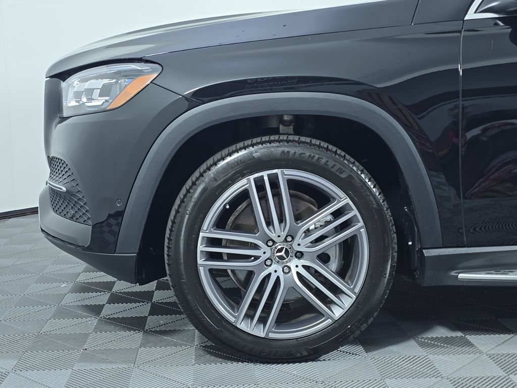 Certified 2022 Mercedes-Benz GLS 450 4MATIC image 11