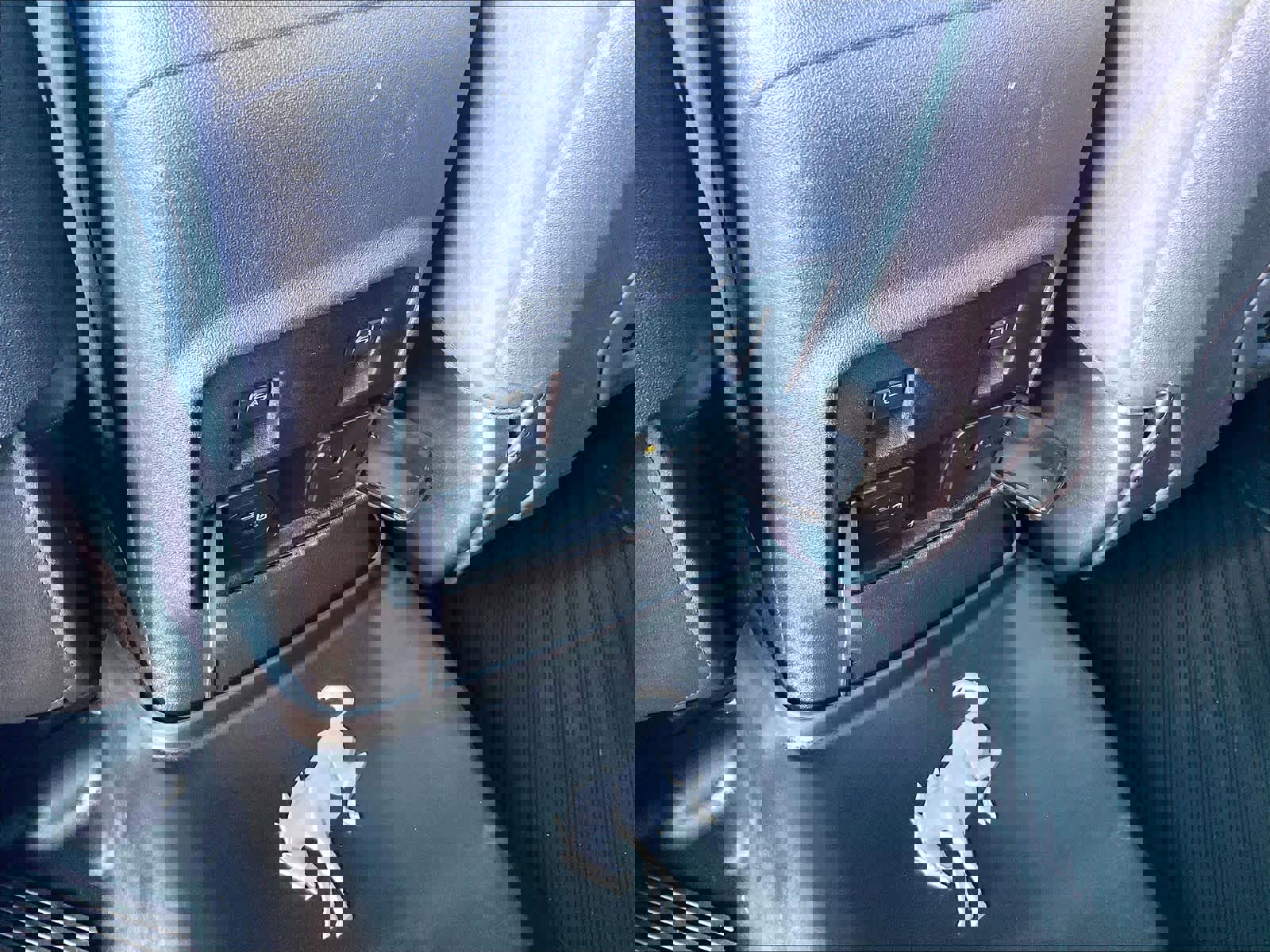 Used 2023 Ford Bronco Badlands image 28