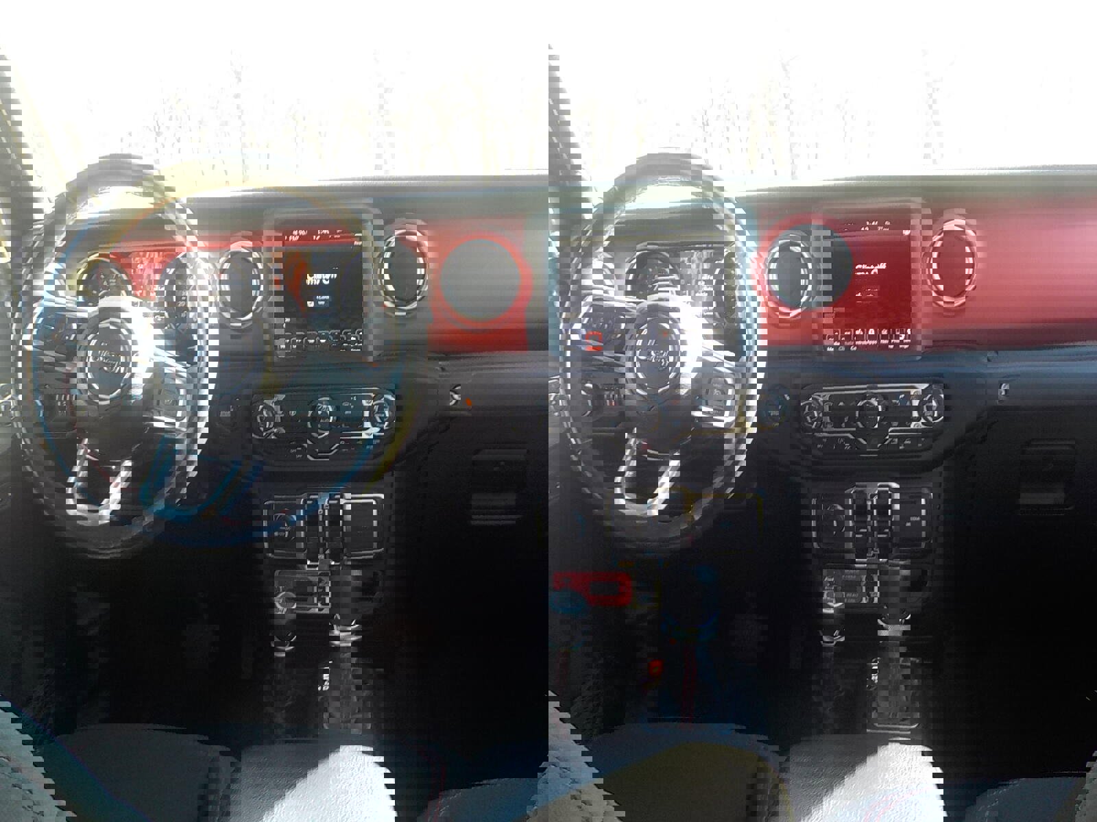 Used 2021 Jeep Gladiator Rubicon image 12