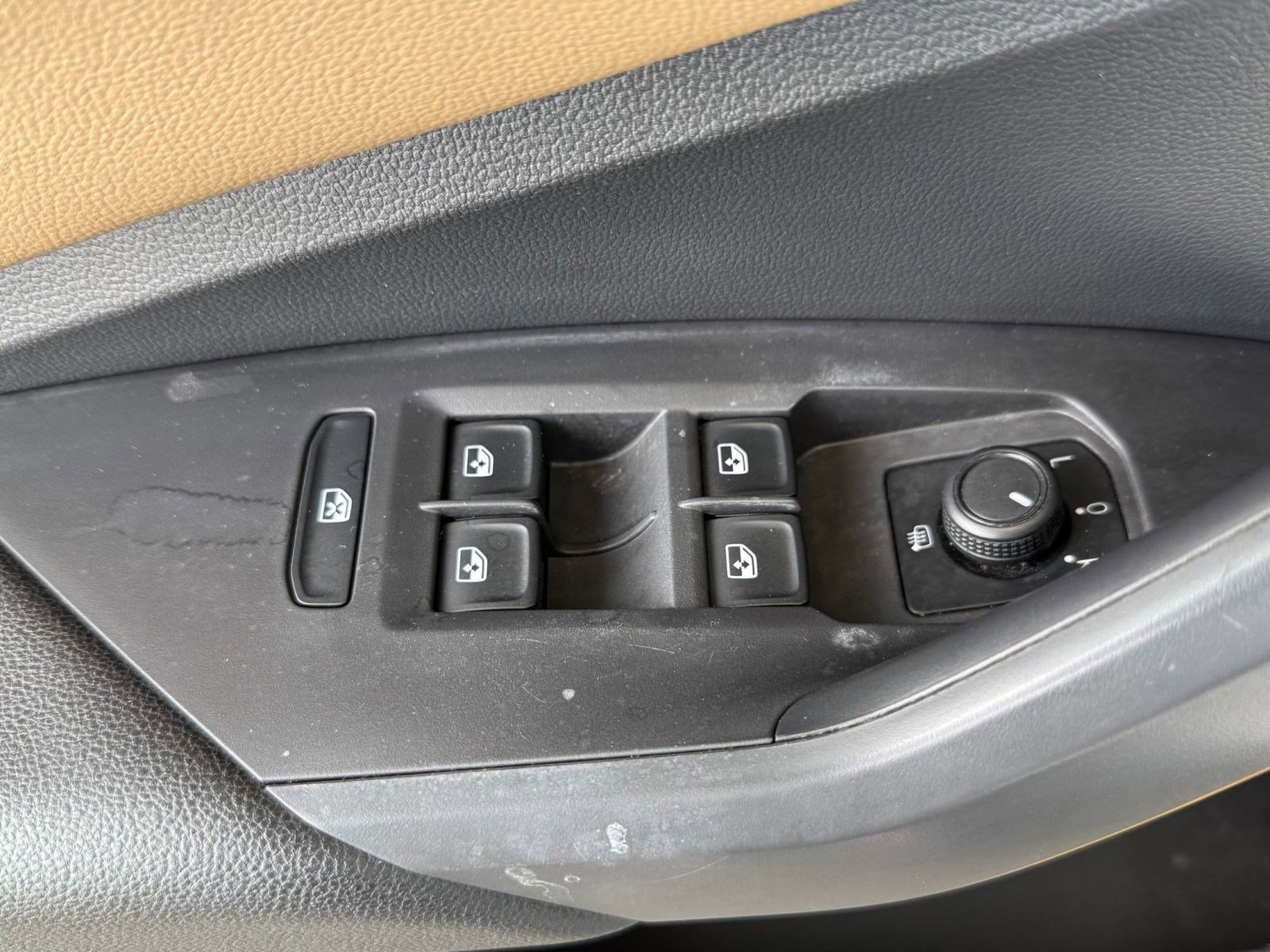 Used 2019 Volkswagen Jetta SEL image 13