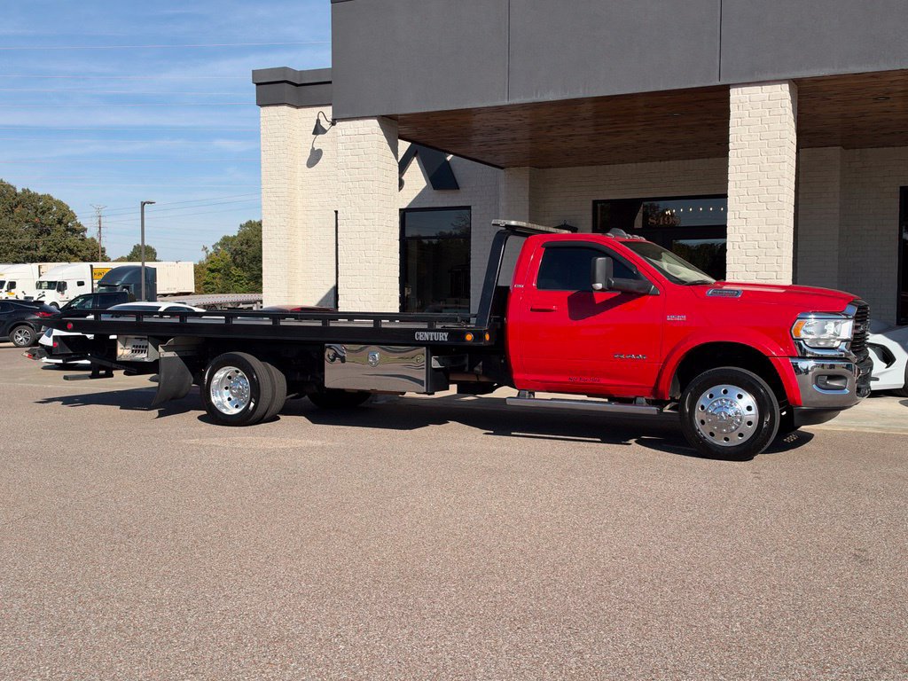 Used 2020 RAM 5500 SLT w/ Quick Order Package 27G SLT RWD image 3