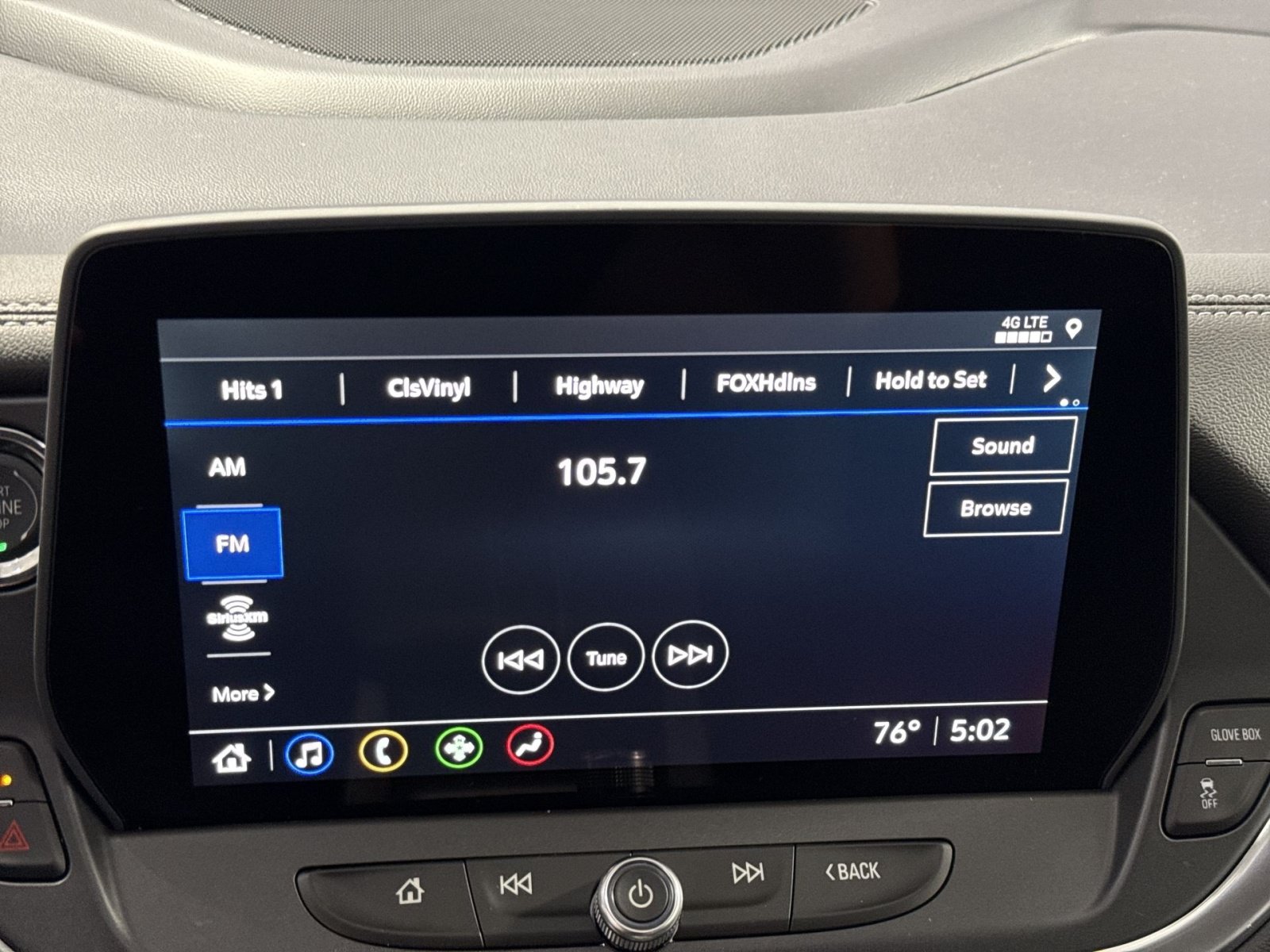New 2026 Chevrolet Trax LT w/ Midnight Edition FWD image 19