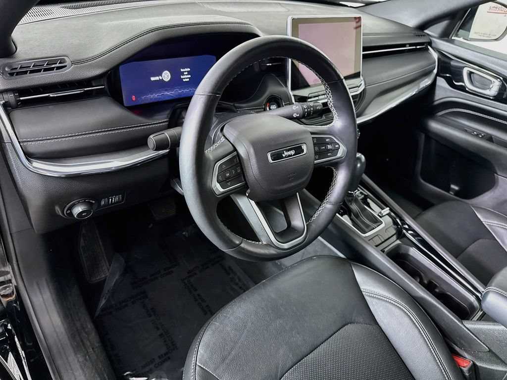 Used 2022 Jeep Compass High Altitude AWD/4WD image 21
