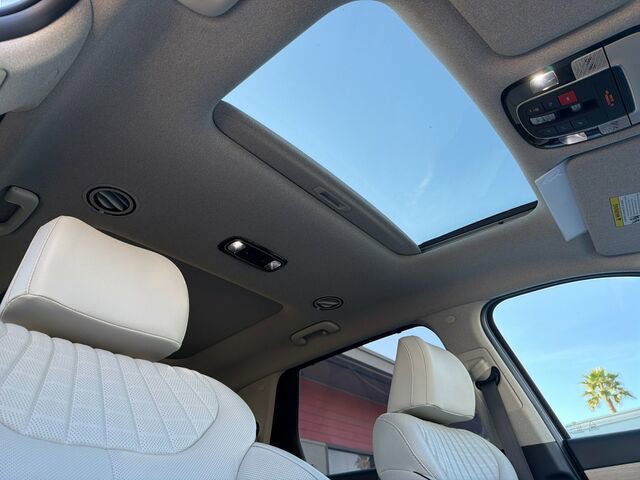 Used 2023 Hyundai Palisade Limited w/ Cargo Package image 22