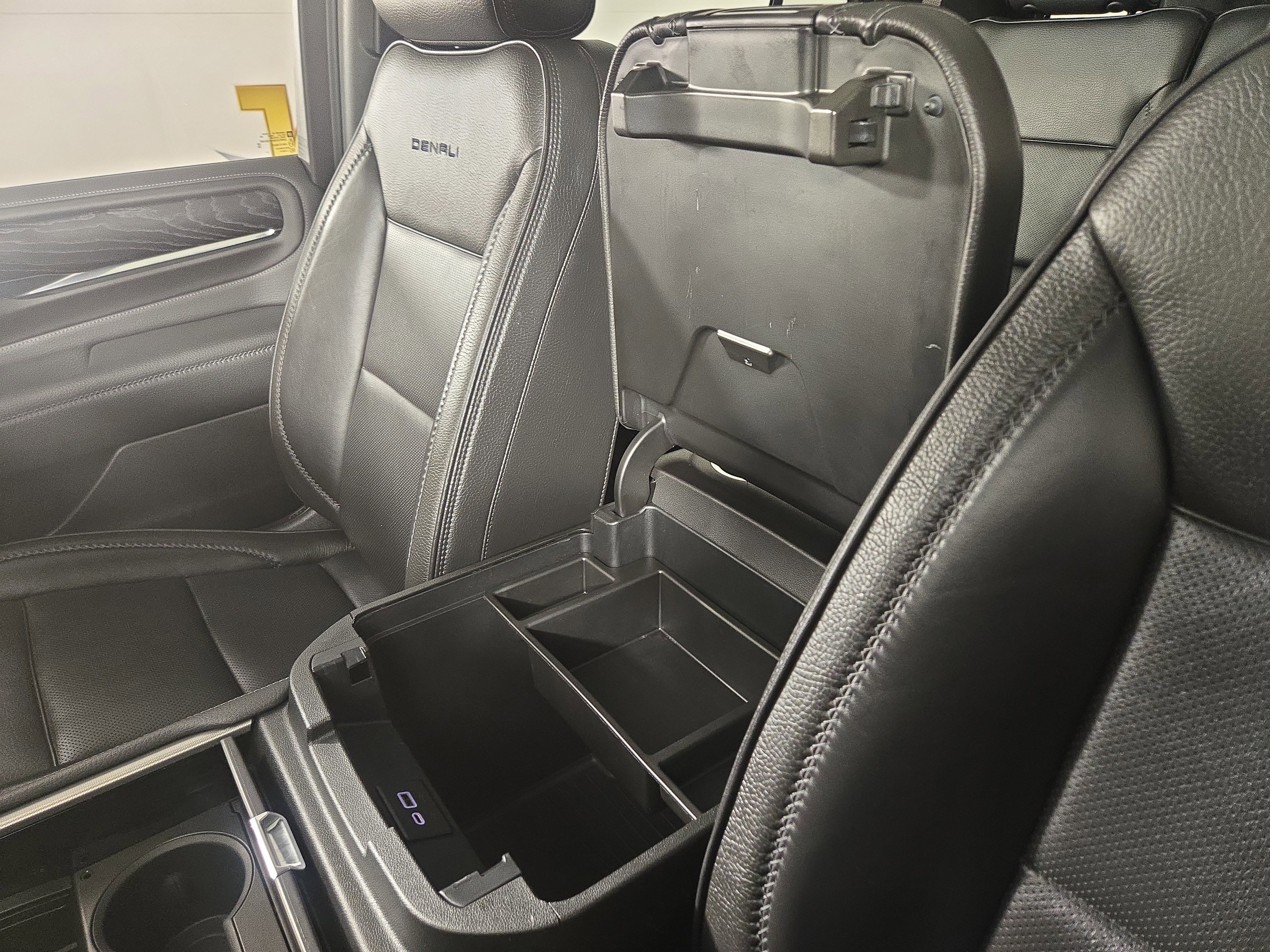 Certified 2022 GMC Yukon Denali image 29