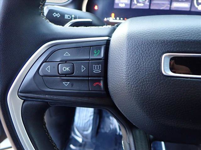 Used 2024 Jeep Grand Cherokee Altitude image 15